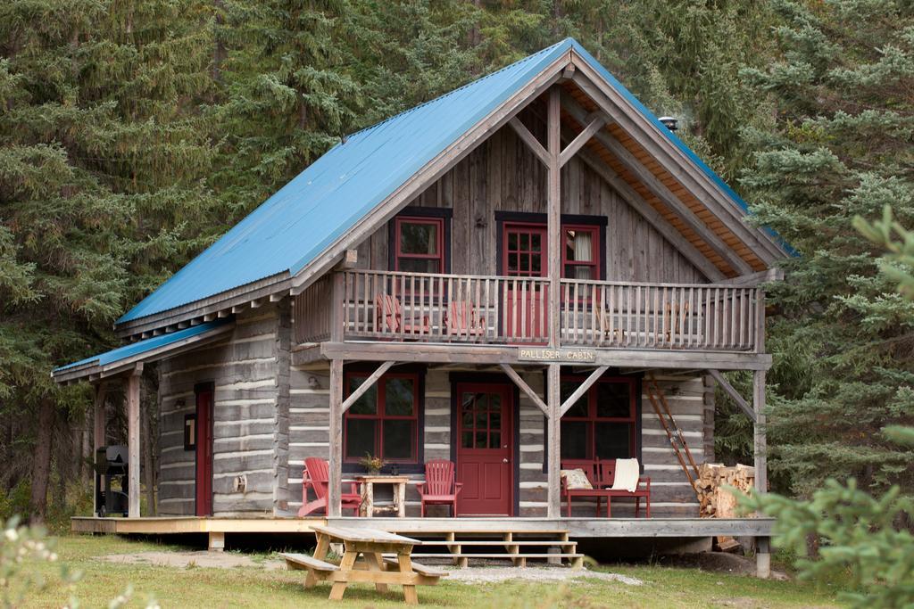 Nipika Mountain Resort Radium Hot Springs Exterior photo